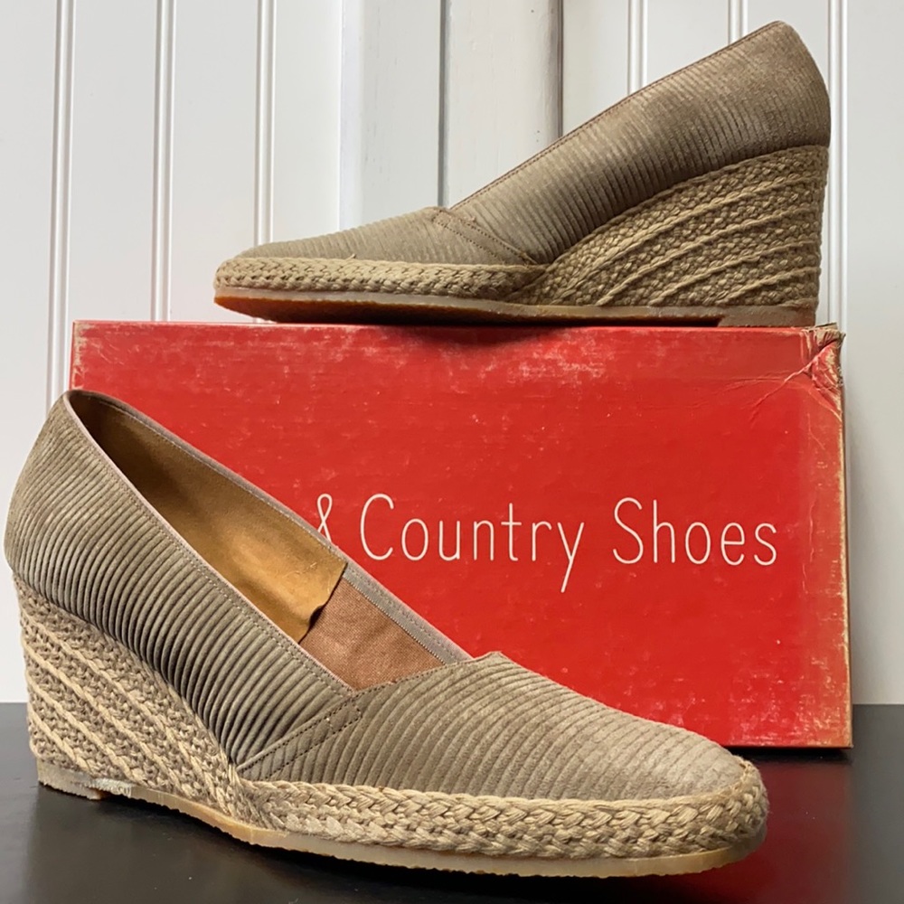 60’s Town & Country Corduroy Cosmic Pig Wedge Shoes 11 1960’s Vintage Dead Stock